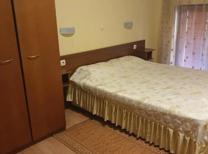 Πανσιόν Kiritsovi 3*